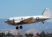 AIRCRAFTDISPLAYCHINADOLLCurtissC46CommandoChinaDoll2009FlightDN02