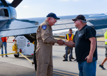 Gary_Barber_Airshow_Salute_16