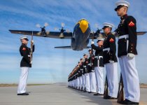military-655630_1920